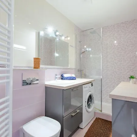 Les Rives Latines-1 By Interhome