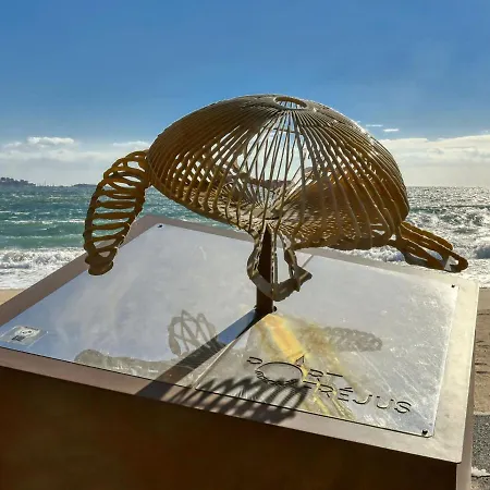 Les Rives Latines By Interhome *
