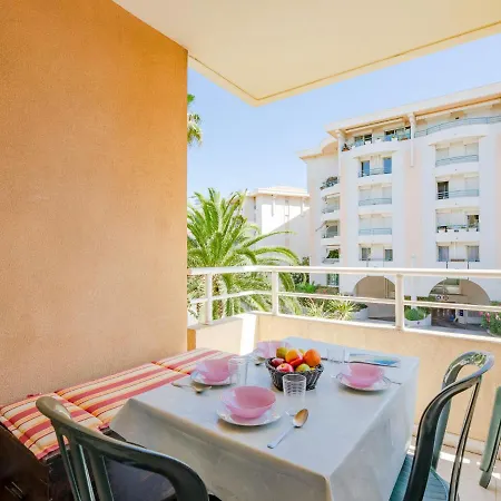 Apartment Les Rives Latines By Interhome Frejus
